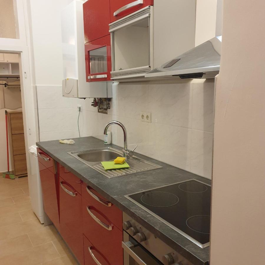Weisses Appartement Вена Экстерьер фото
