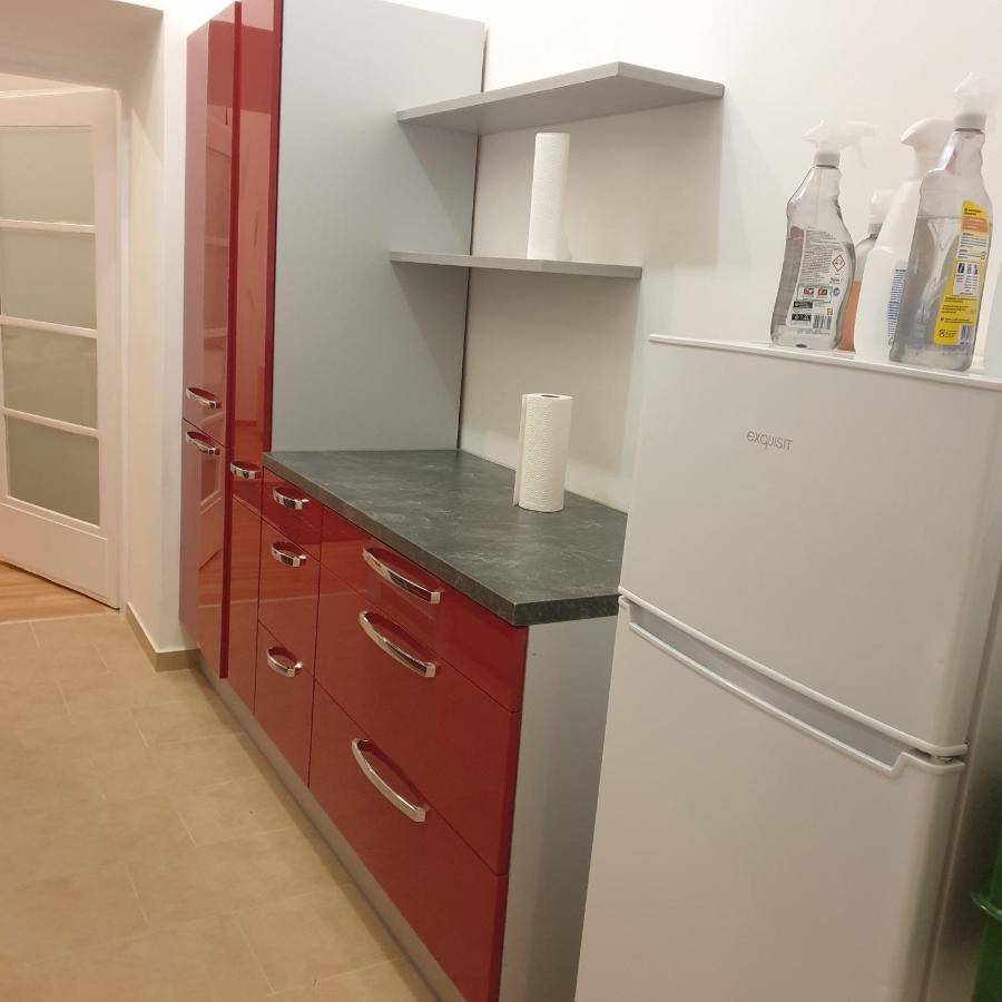Weisses Appartement Вена Экстерьер фото